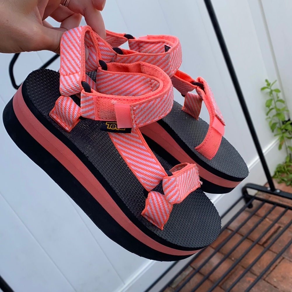 Chunky platform Tevas